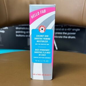 First Aid Beauty Coconut Skin priming Moisturizer